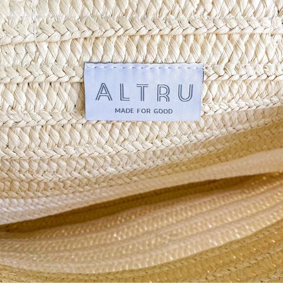 Altru woven straw tote. - Picture 8 of 10